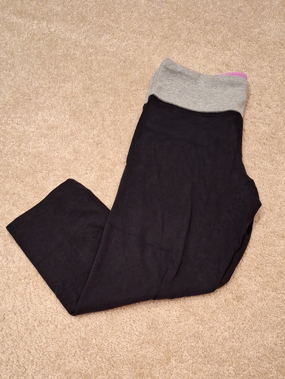 SO Black Legging Capris